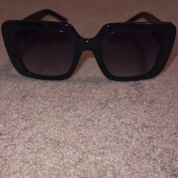 Christian Dior Sunglasses - Picture 3 of 3